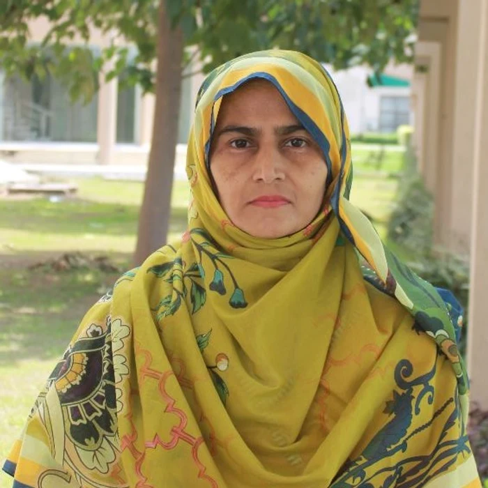 Dr. Saba Tasneem
